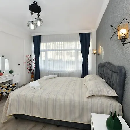 Apartmán Center 8 *